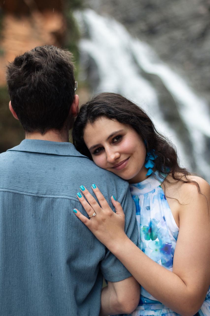 Waldo and Chané - showing the ring